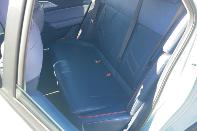 Used Geometry E Firefly 2022 401 km Linglong Tiger 5 Seats
