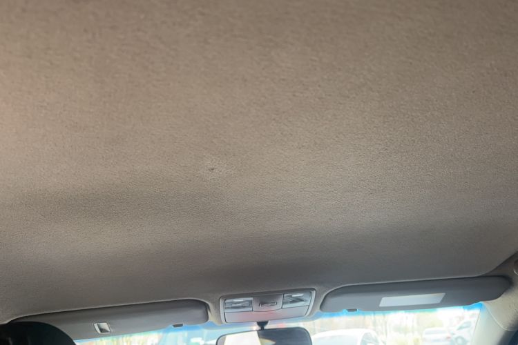 Used Kia K2 2015 Sedan 1.4L Automatic GLS Interior 3