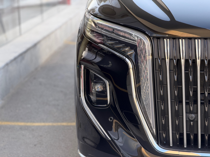 Hongqi HQ9 PHEV 2024 2.0T Four-Wheel Drive Business Edition — снимка 4