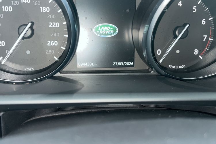 Used Land Rover Range Sport 2016 3.0 SC V6 SE Odometer Close Up