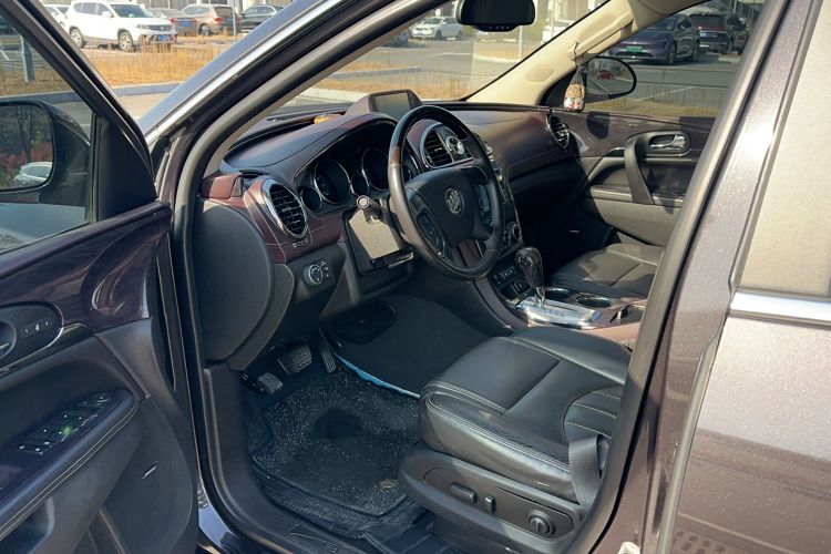 Used Buick Enclave 2014 3.6L Two-Wheel Drive Elite Comfort Version