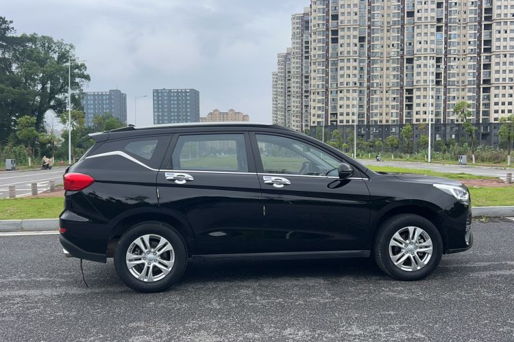 Used Haval M6 2019 1.5T DCT Two-Wheel Drive Elite Version China VI Standard