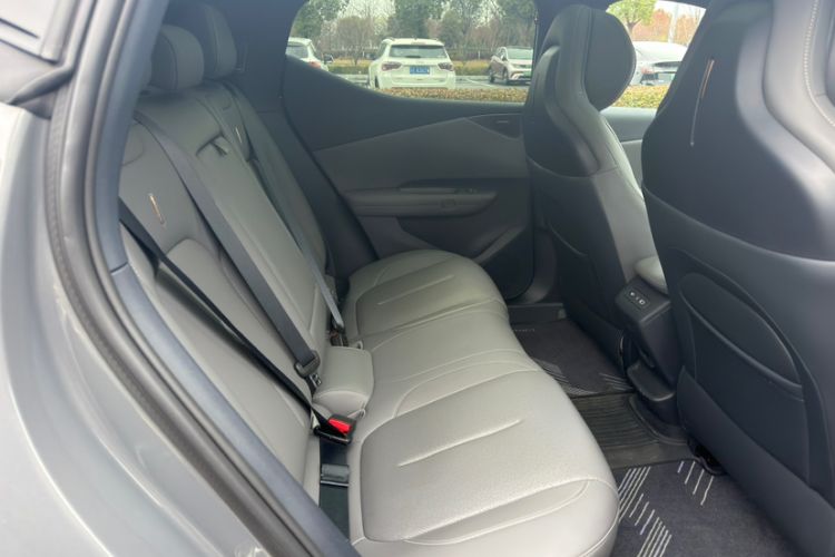 Used Lynk & Co Z20 2025 530 km Range Rear-Wheel Drive Max