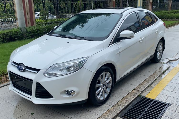 Used Ford Focus 2012 Sedan 1.6L Automatic Prestige Model