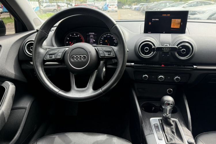 Used Audi A3 2018 30th Anniversary Edition Sportback 35 TFSI Ambition Model