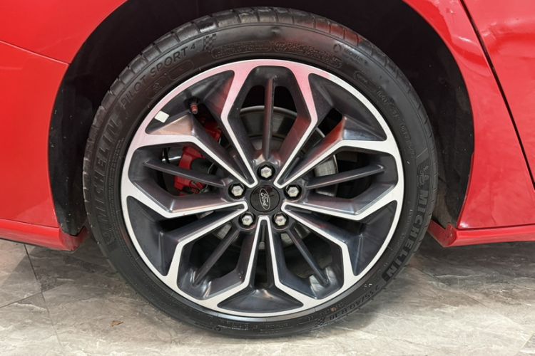 Used Ford Focus 2019 Sedan EcoBoost 180 Automatic ST Line