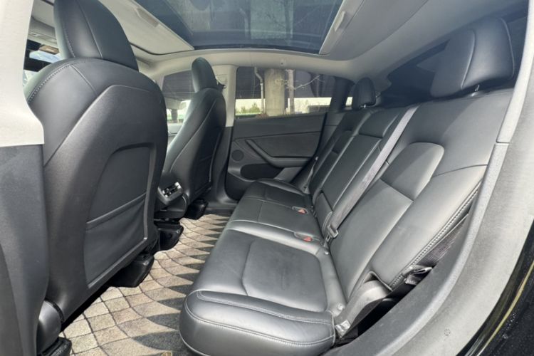 Used Tesla Model Y 2022 Rear-Wheel-Drive Version