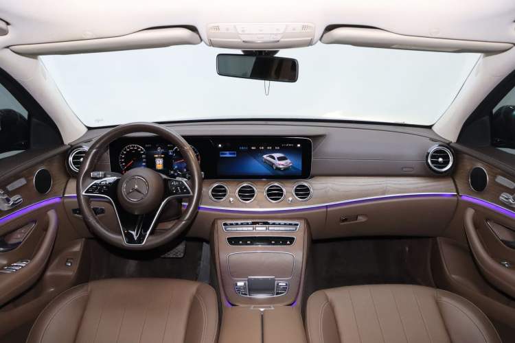 Used Mercedes-Benz E-Class 2023 Updated E 300 L Fashion Edition
