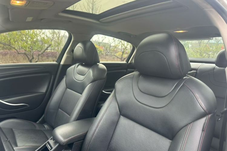 Used Citroen C5 2014 1.6T Automatic Luxury Model
