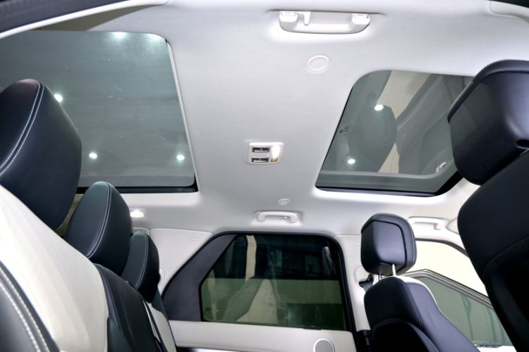 Used Land Rover Discovery 2023 Restyled 360 PS R-Dynamic SE