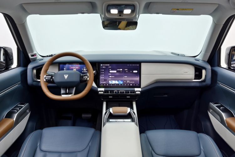 Used Deepal G318 2024 Four-Wheel-Drive Air Suspension Model Interior 1