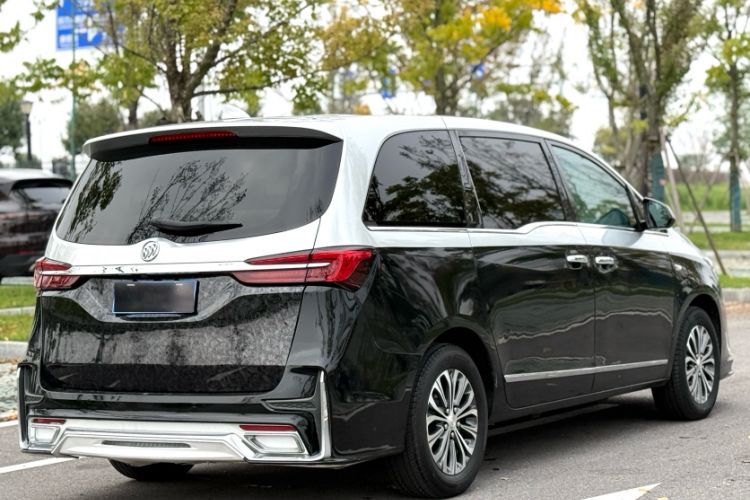 Used Buick GL8 2021 Land Cruiser Executive Class 652T Luxury Model
