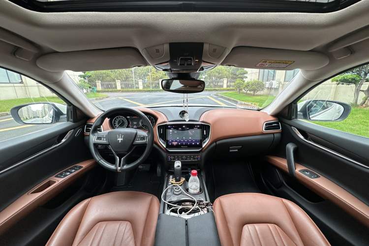 Used Maserati Ghibli 2021 2.0T Sharp Edition