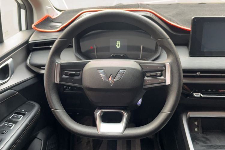 Used Wuling Jiachen 2022 1.5T Manual Comfort & Dynamic Version