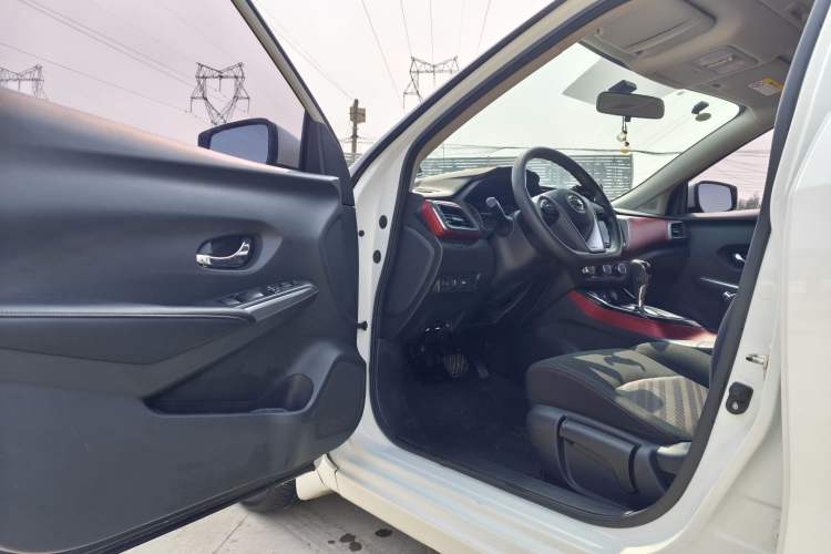 Used Nissan Lannia 2016 1.6L CVT Smart Cool Edition