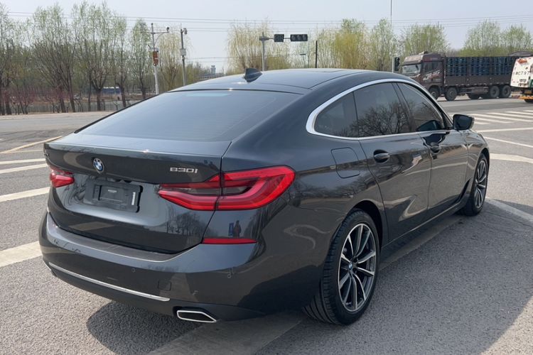 Used BMW 6 Series GT 2020 630i Luxury Design Package Exterior 2