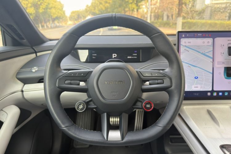 Used Xiaomi Auto SU7 2024 Four-Wheel Drive Ultra-Long Range Advanced Intelligent Driving Max Edition