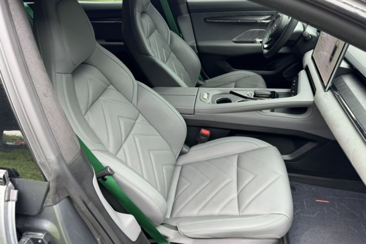 Used Zeekr 001 2023 ME Edition 100 kWh Interior 1