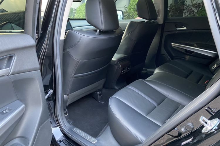 Used Honda Crosstour 2016 2.4L Luxury Edition
