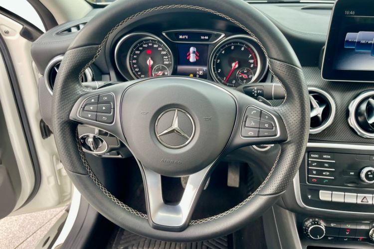 Used Mercedes-Benz GLA 2018 GLA 200 Fashion Model