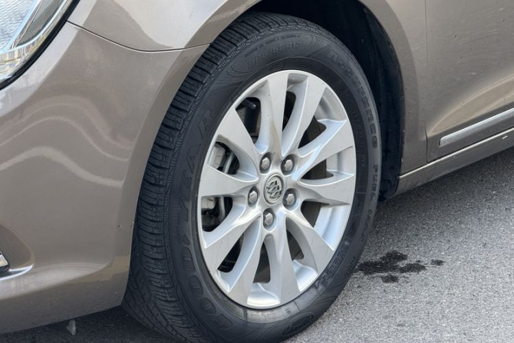 Used Buick LaCrosse 2013 2.4L SIDI Elite Comfort Version