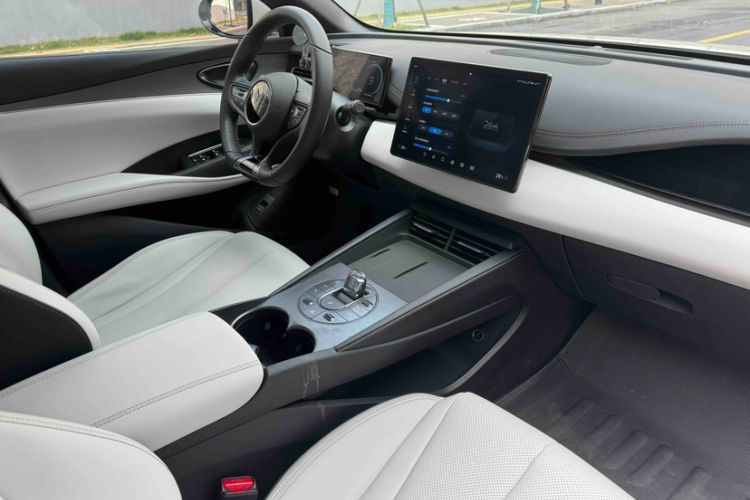 Used BYD Seal 06 New Energy 2024 DM-i 120KM Prestige Model
