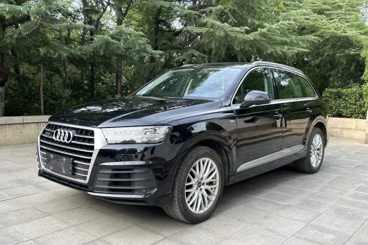 Used Audi Q7 2016 45 TFSI S line Sport Edition Guazi used car, China used car export, Used car for sale, Used  cars, Cheapest cars for sale