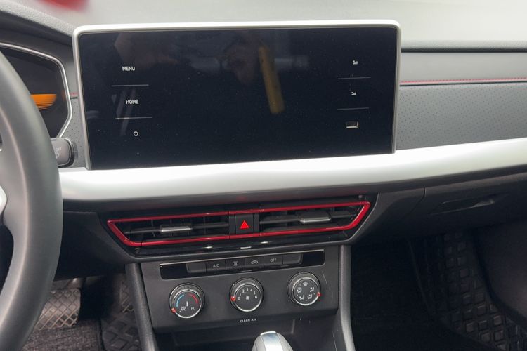 Used Volkswagen Lavida 2023 300TSI DSG Starry Full-Comfort Edition Audio And AC Panel