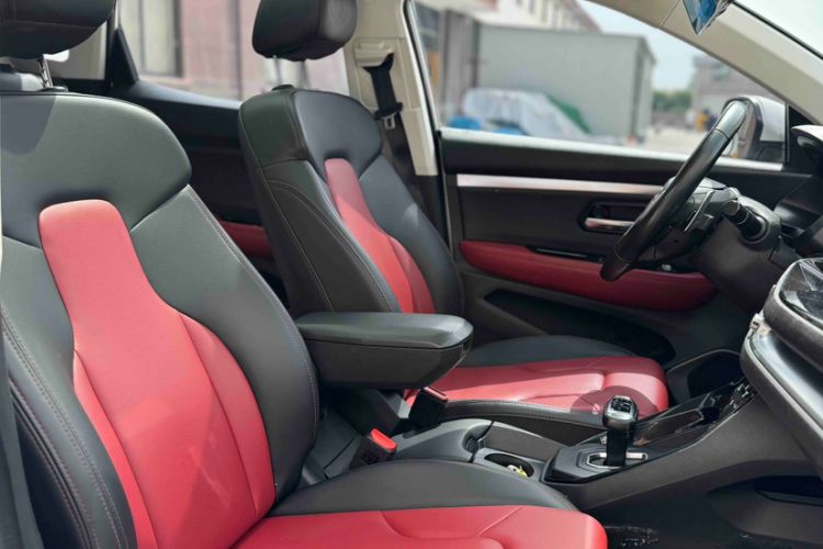 Used Haval H2s 2018 Red-Label 1.5T Dual-Clutch Elite Model
