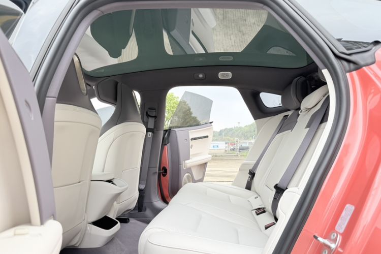 Used Avatr 06 2025 Pro Range-Extended Edition
