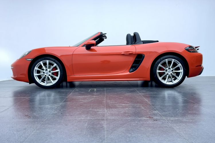 Used Porsche 718 2016 Boxster 2.0T

