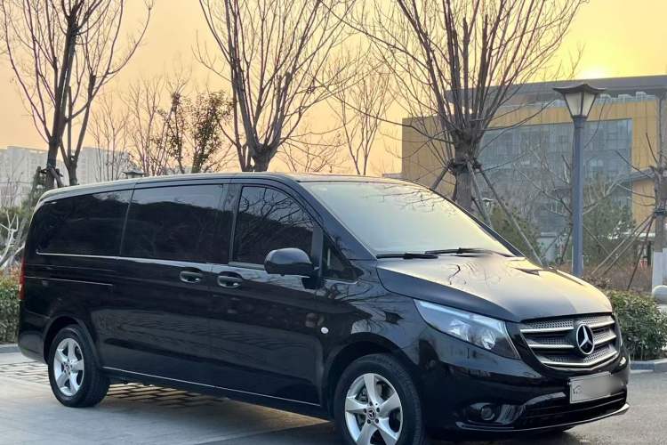 Used Mercedes-Benz Vito 2018 2.0T Elite Version 7 Seats China VI Emission Standard