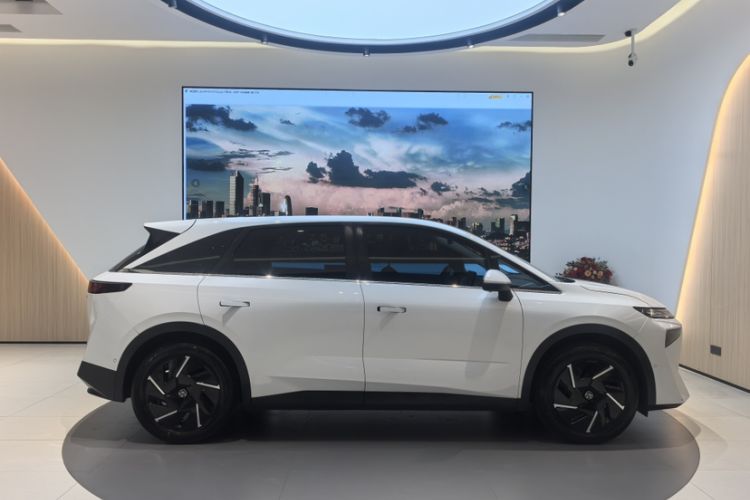 Used Venucia VX6 2023 520 Max