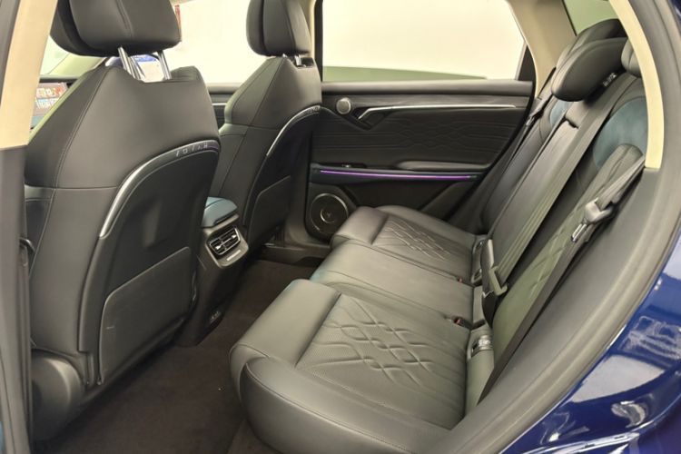 Used VOYAH FREE 2021 Four-Wheel Drive Extended-Range First Edition Commemorative Edition Exclusive Luxury Package Interior 5