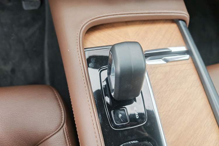 Used Volvo S90 2024 B5 Zhiyi Luxury Edition