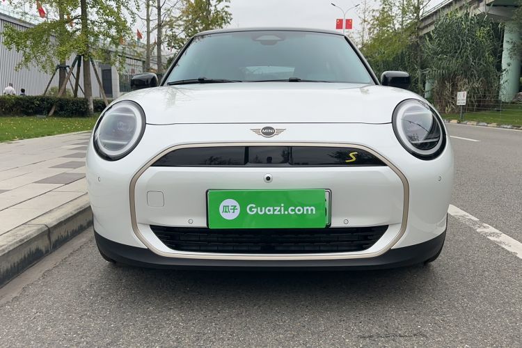 Used MINI Electric MINI COOPER 2024 452km COOPER SE Artist
