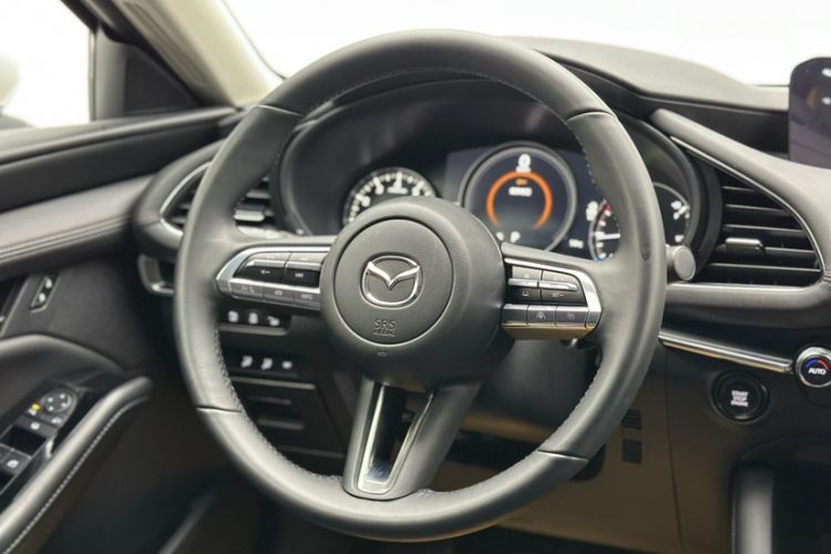 Used Mazda Mazda 3 Axela 2023 2.0L Automatic ZhiZhen Edition
