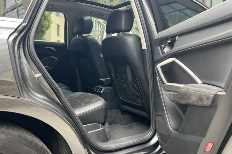 Used Audi Q3 2020 35 TFSI Fashion Dynamic Model Interior 6