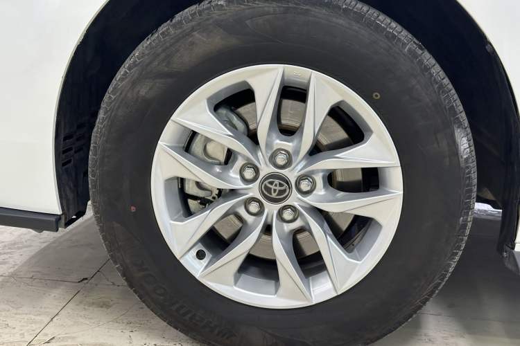 Used Toyota Granvia 2024 2.5L Hybrid Comfort Edition