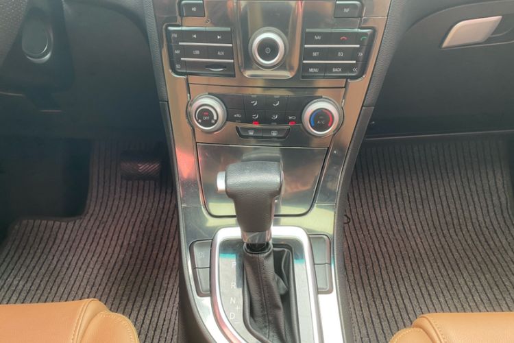 Used Brilliance V5 2016 1.5T Automatic Two-Wheel Drive Smart Version