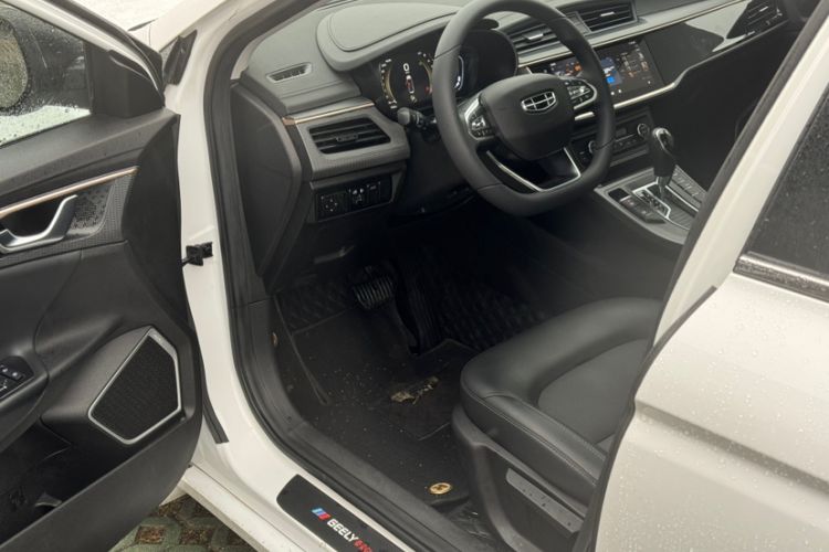 Used Geely Auto Emgrand GL 2021 UP 1.4T CVT Leading Edition
