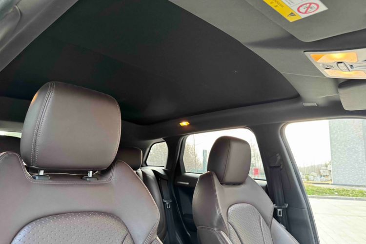 Used Land X7 2015 2.0T Panoramic Prestige Edition
