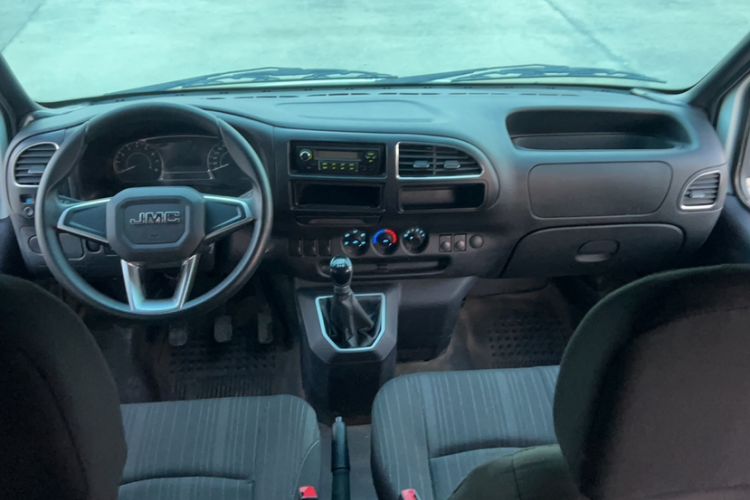 Used JMC Transit 2019 2.8T Commercial Version Short Wheelbase Mid-Roof 6-Seater China VI JX493
