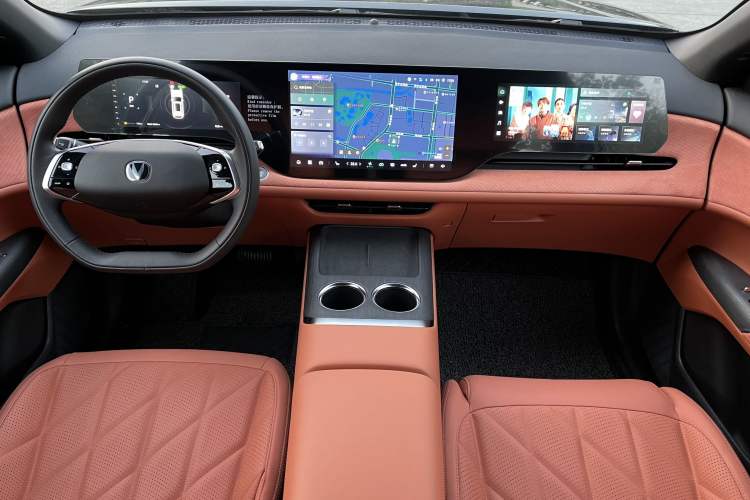 Used Changan CS75 PLUS 2025 4th Generation 1.5T New Blue Whale Smart Luxury Edition
