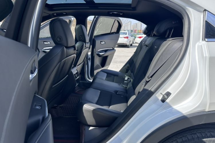 Used Cadillac XT4 2021 28T Two-Wheel Drive Tech Edition
