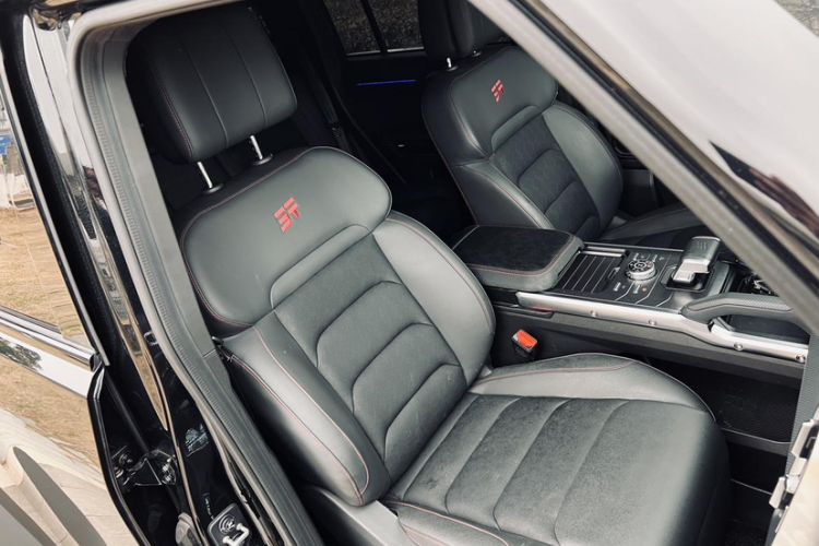 Used JETOUR Traveler 2023 2.0T All-Wheel Drive CrossPRO+
