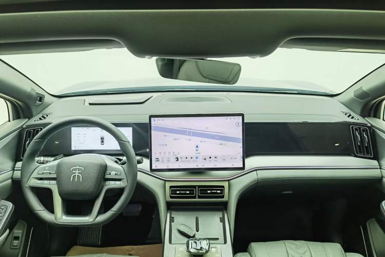 Used BYD Song L DM-i 2024 112 km Beyond Edition