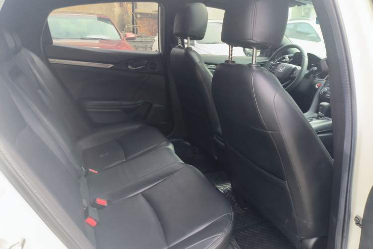 Used Honda Civic 2021 HATCHBACK 220TURBO CVT Trendy Cool Edition