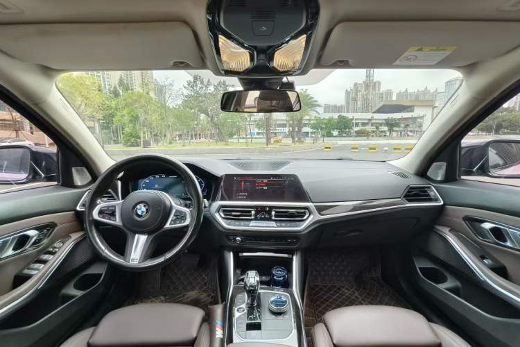 Used BMW 3 Series 2021 Second Facelift 325Li M Sport Package Interior 1