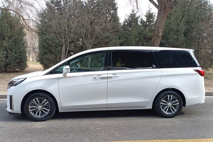 Used Buick GL8 2023 ES Lu Zun Comfort Model